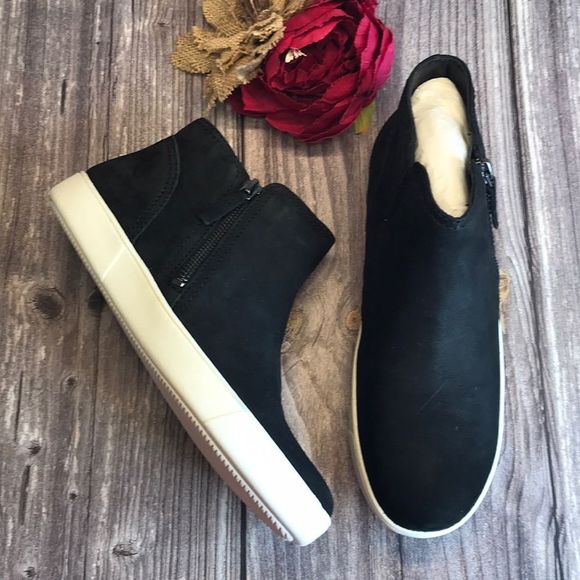 naturalizer miranda booties